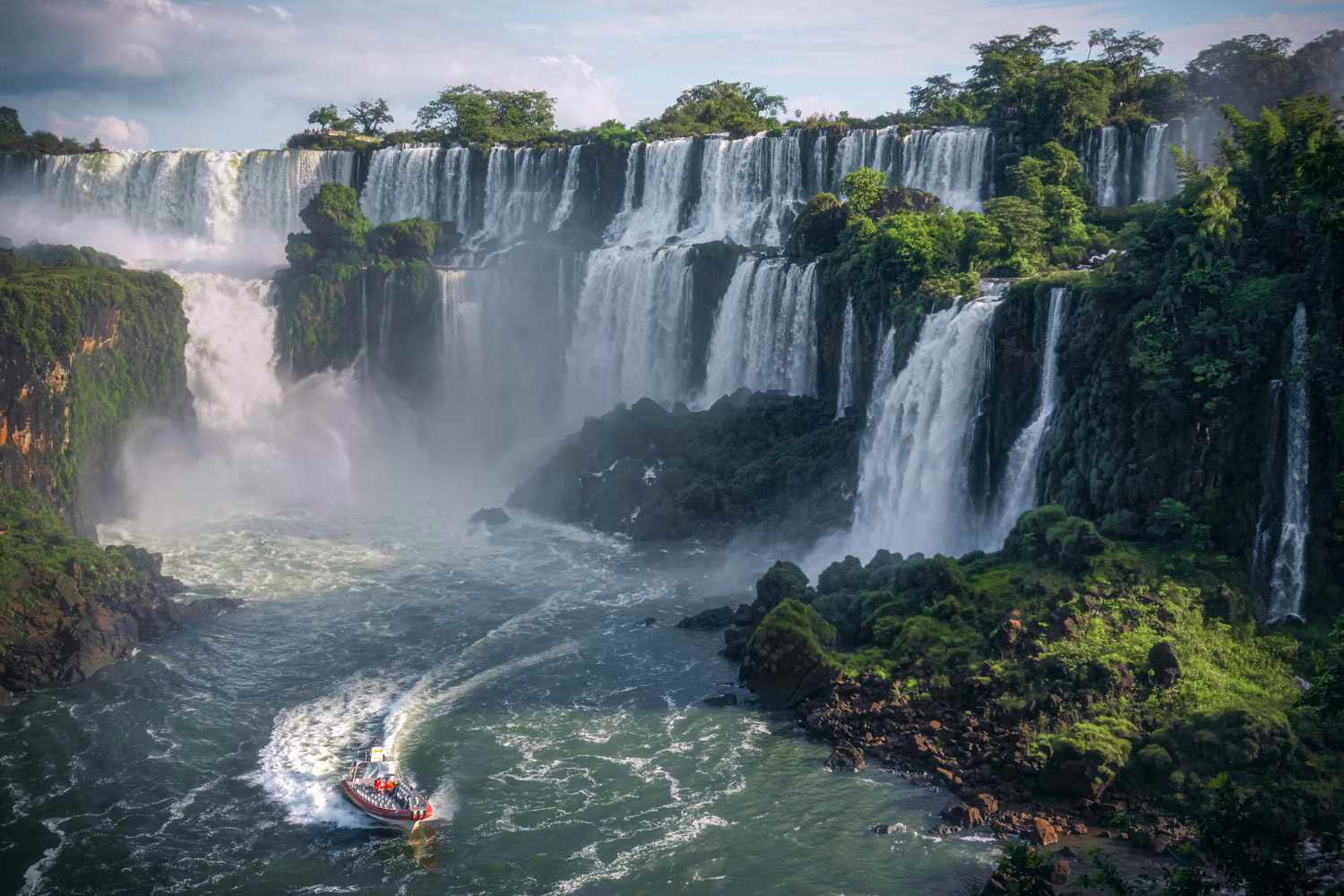 آبشار ایگواسو (Iguaçu Falls)
